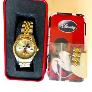 MICKEY MOUSE WATCH. WATER RESISTANT